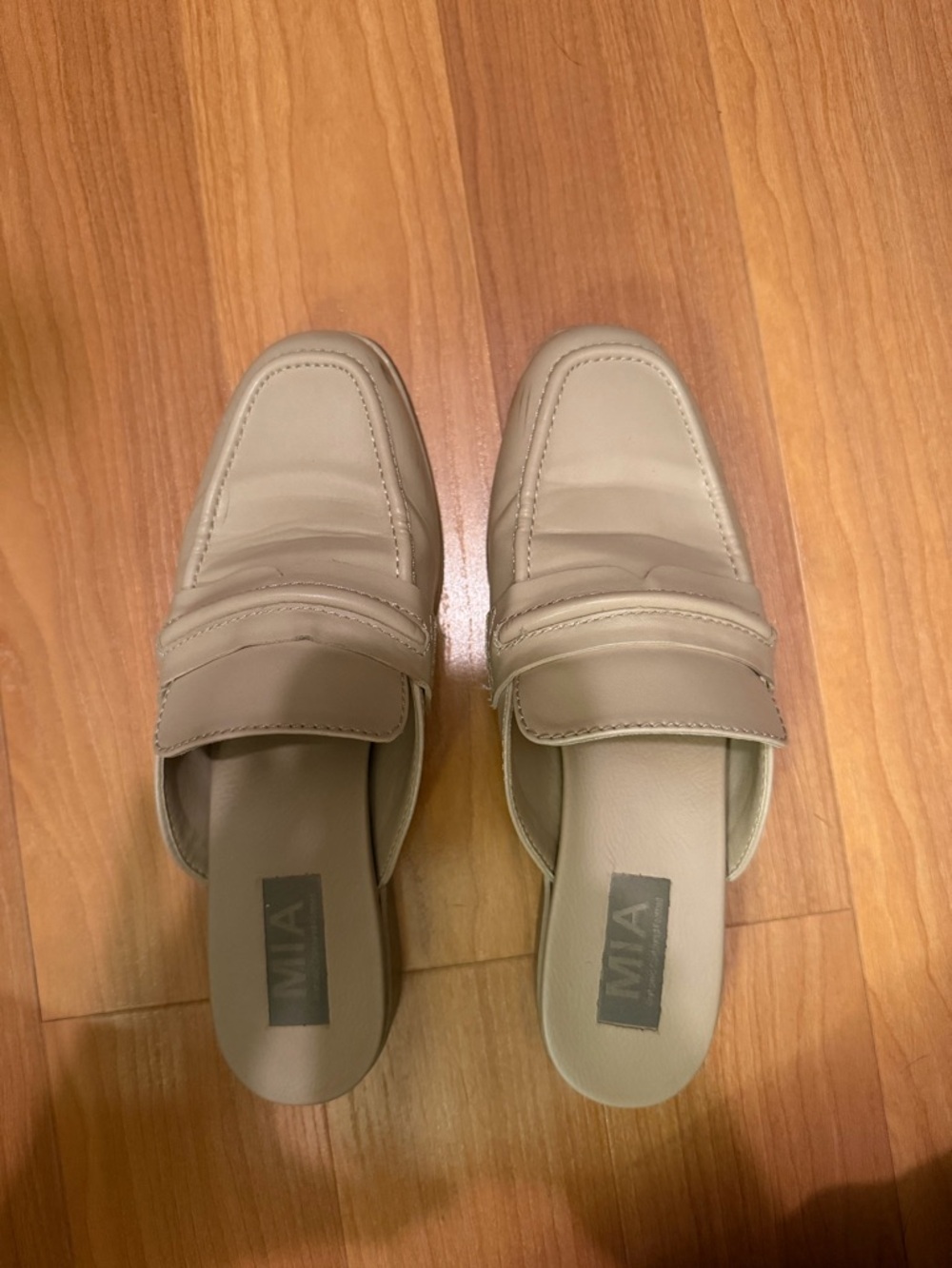 MIA Light Pink/ Beige Slip-On Loafers